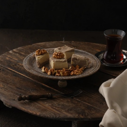 Kakaolu Tahin Helvası Kaşarcızade